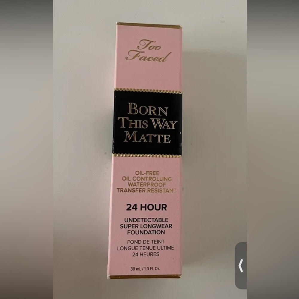 Too Faced Too Faced's Born This Way Undetectable Foundation-Golden